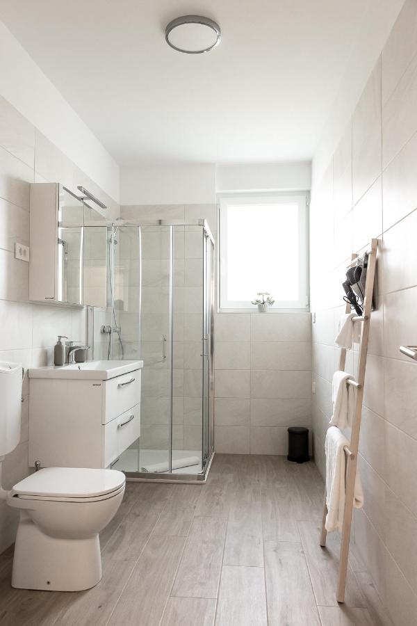 Hisa Bianca Apartments Копер Экстерьер фото