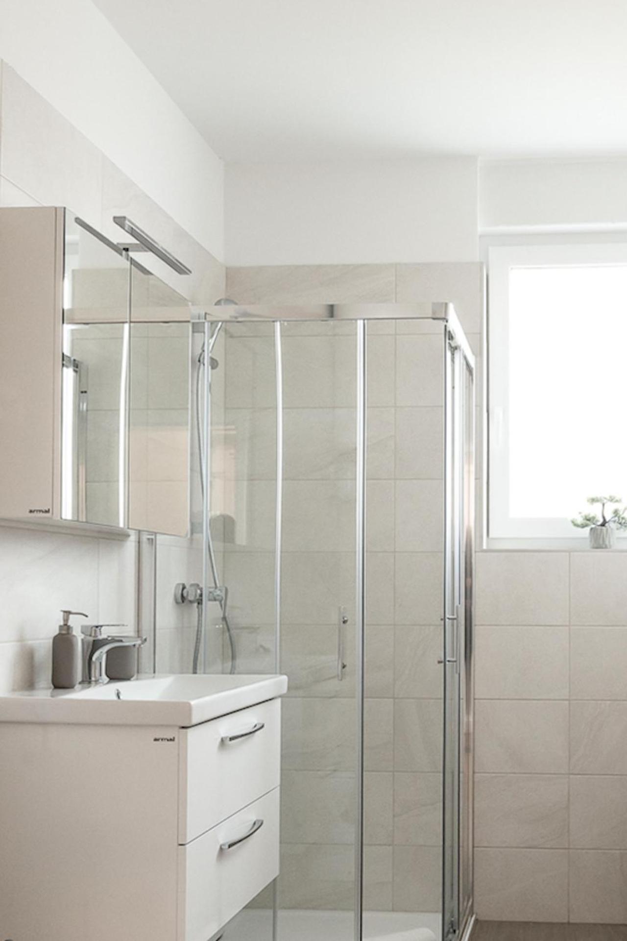 Hisa Bianca Apartments Копер Экстерьер фото